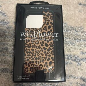 Wildflower IPhone 16 pro case (never used)